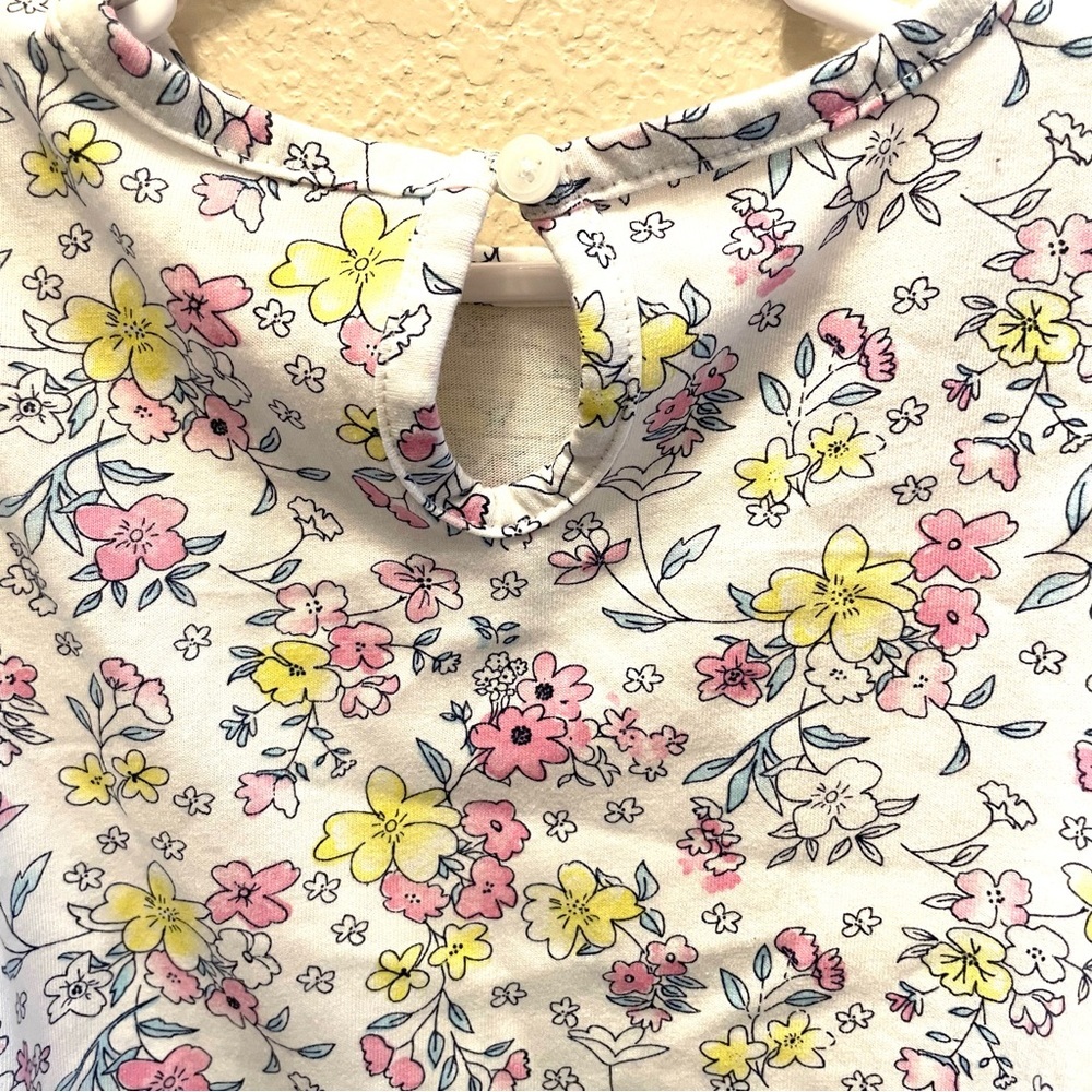 BCBG girls floral shirt with ruffle detail size 3T - Picture 8 of 8